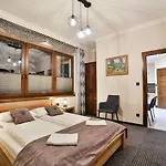 בית הארחה Swarna Ii 3*