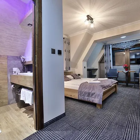 בית הארחה Swarna Ii