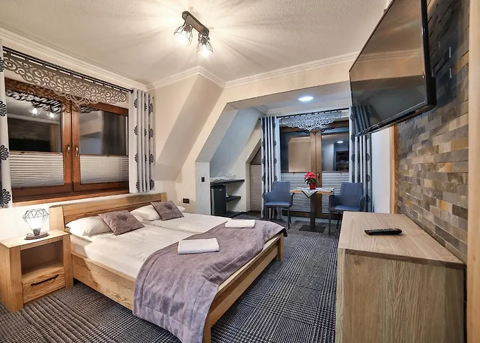 בית הארחה Swarna Ii 3*