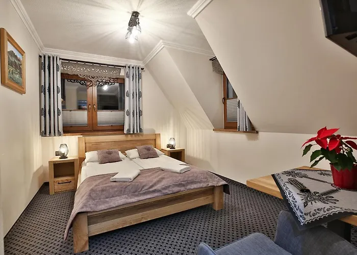 בית הארחה Swarna Ii