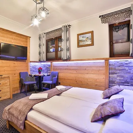 Swarna Ii Penzion 3*